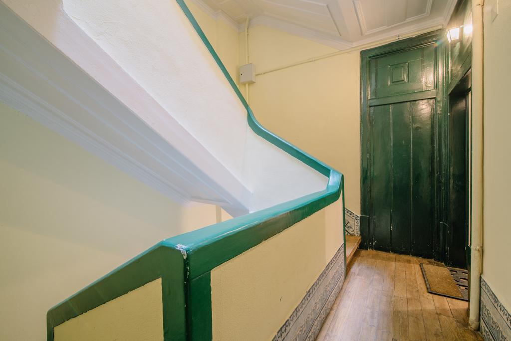 Апартаменты Camoes Deluxe Bairro Alto Лиссабон Экстерьер фото
