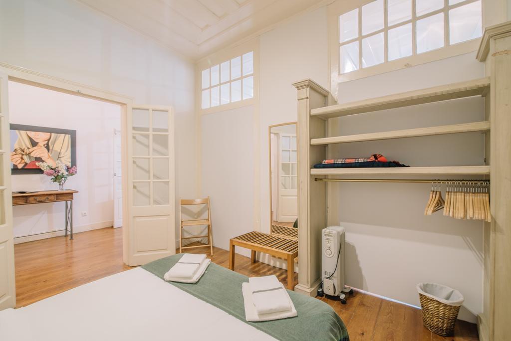 Апартаменты Camoes Deluxe Bairro Alto Лиссабон Экстерьер фото